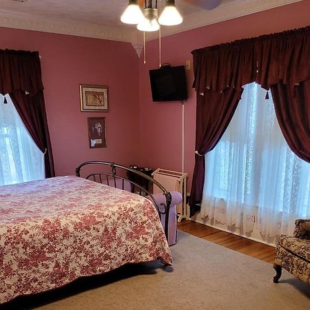 Prairie House Manor Bed And Breakfast De Smet ภายนอก รูปภาพ