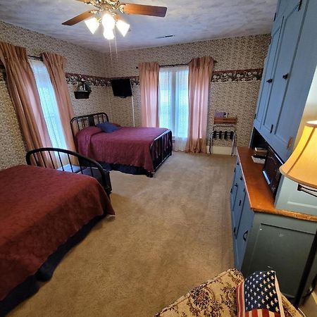 Prairie House Manor Bed And Breakfast De Smet ภายนอก รูปภาพ