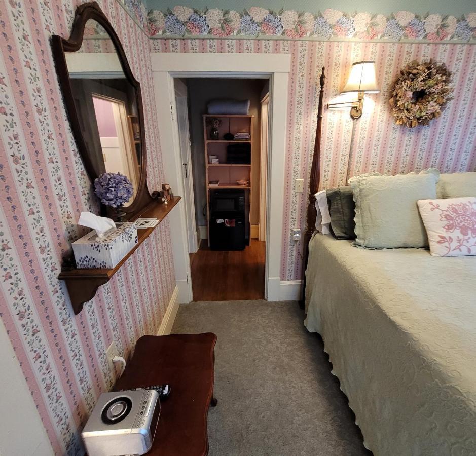 Prairie House Manor Bed And Breakfast De Smet ภายนอก รูปภาพ